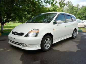 2001 Honda Stream Wallpapers