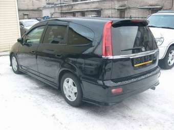 2001 Honda Stream Photos