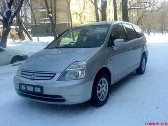 2001 Honda Stream Pictures