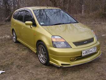 2001 Honda Stream Photos