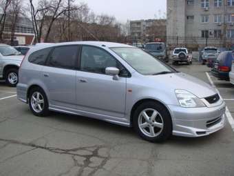 2001 Honda Stream Photos