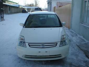 2001 Honda Stream Photos