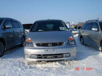 2001 Honda Stream Pictures