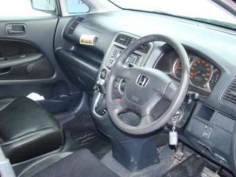 2001 Honda Stream Pictures