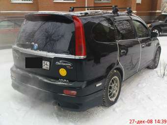 2001 Honda Stream Pictures