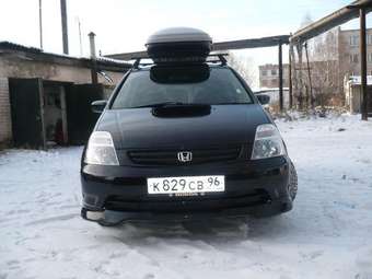 2001 Honda Stream Photos