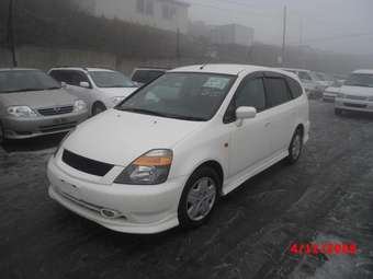 2001 Honda Stream Photos