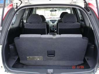 2001 Honda Stream Pictures