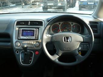 2001 Honda Stream Photos