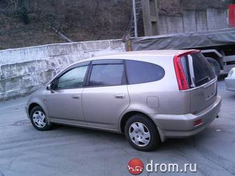 2001 Honda Stream Images