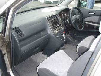 2001 Honda Stream Photos