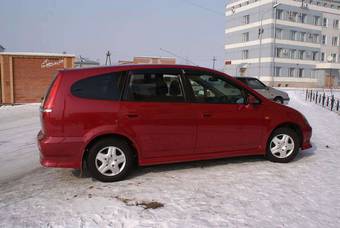 2001 Honda Stream Pictures