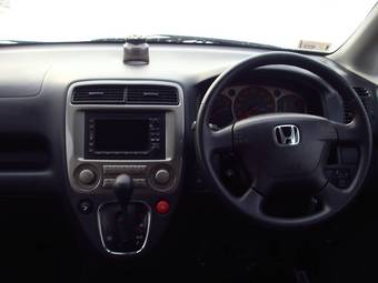 2001 Honda Stream Photos