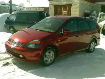 2001 Honda Stream Pics