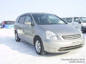 2001 Honda Stream Photos