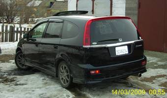 2001 Honda Stream Photos