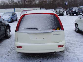 2001 Honda Stream Wallpapers