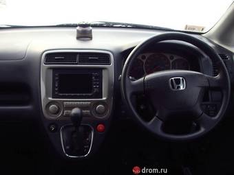 2001 Honda Stream Photos