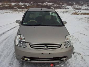 2001 Honda Stream Pictures