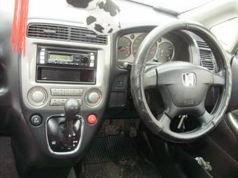 2001 Honda Stream Photos