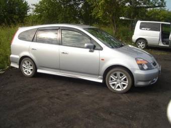 2001 Honda Stream Photos