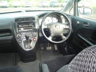 2001 Honda Stream Photos