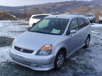 2001 Honda Stream Photos