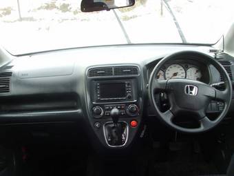 2001 Honda Stream Images