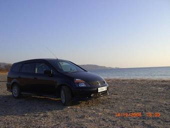 2001 Honda Stream Photos