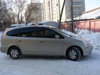 2001 Honda Stream Photos