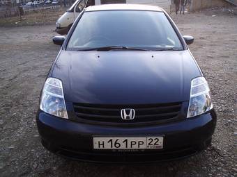 2001 Honda Stream Photos