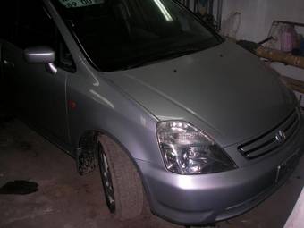 2001 Honda Stream Photos