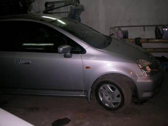 2001 Honda Stream Pictures