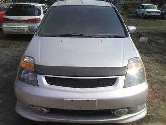 2001 Honda Stream Photos