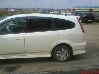 2001 Honda Stream Photos