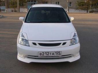 2001 Honda Stream Images