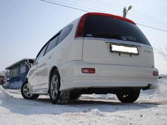 2001 Honda Stream Images