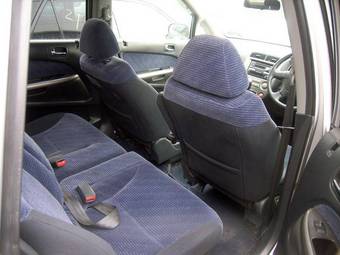 2001 Honda Stream Pictures