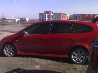 2001 Honda Stream Pictures