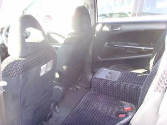 2001 Honda Stream Images