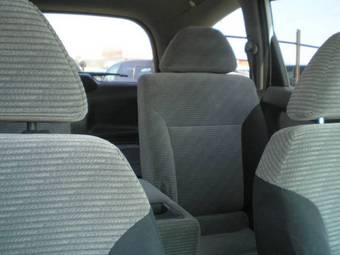 2001 Honda Stream Pictures