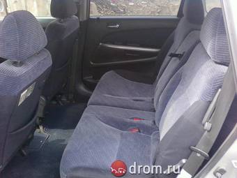 2001 Honda Stream Pictures