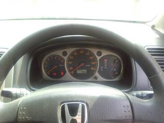 2001 Honda Stream Photos