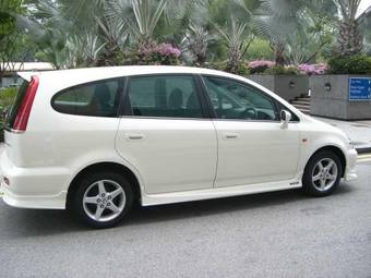 2001 Honda Stream Photos