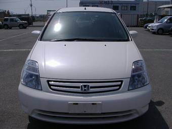 2001 Honda Stream Images