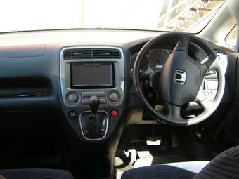 2001 Honda Stream Pictures