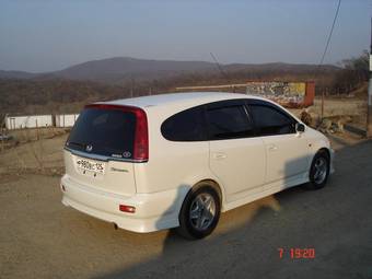 2001 Honda Stream Pictures