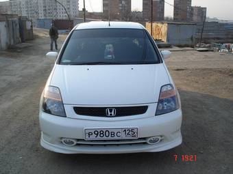 2001 Honda Stream Images