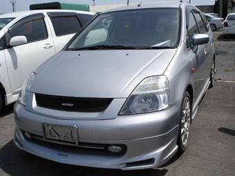 2001 Honda Stream Photos