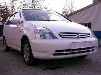 2001 Honda Stream Photos